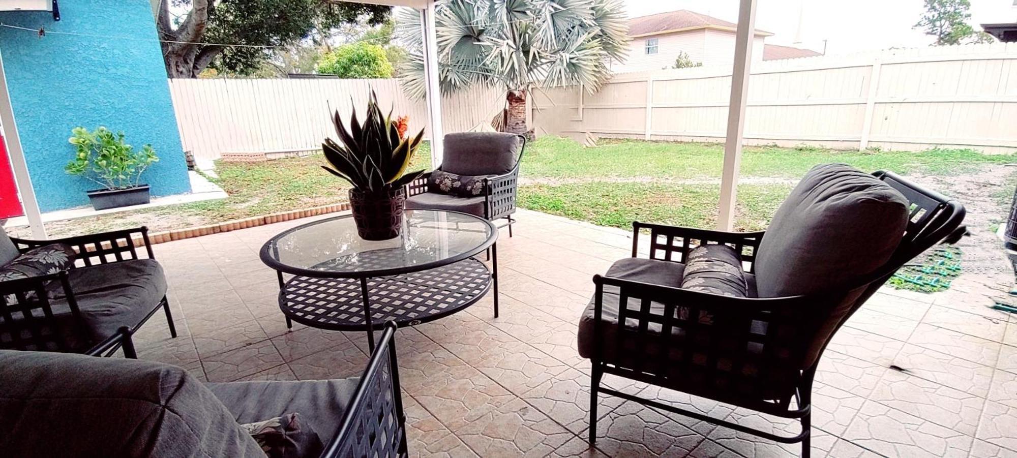 Loft Close To Downtown, Raymond James Stadium, Airport And Many More Places Tampa Exterior foto