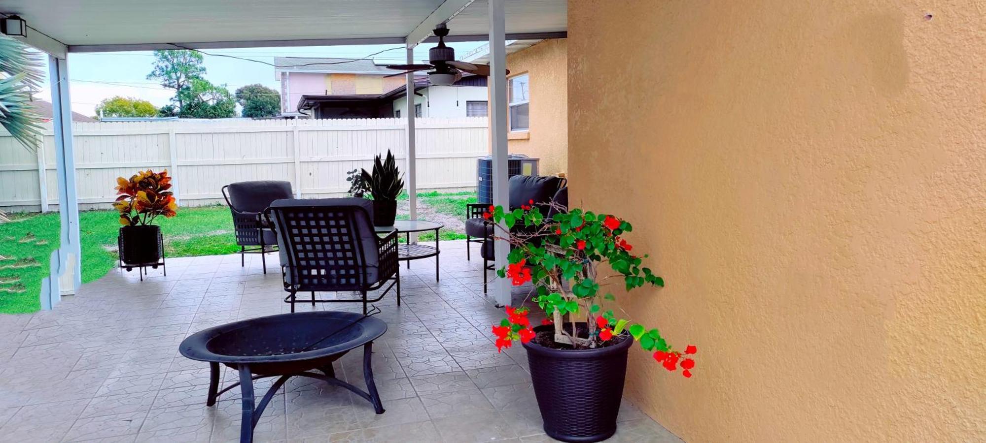 Loft Close To Downtown, Raymond James Stadium, Airport And Many More Places Tampa Exterior foto